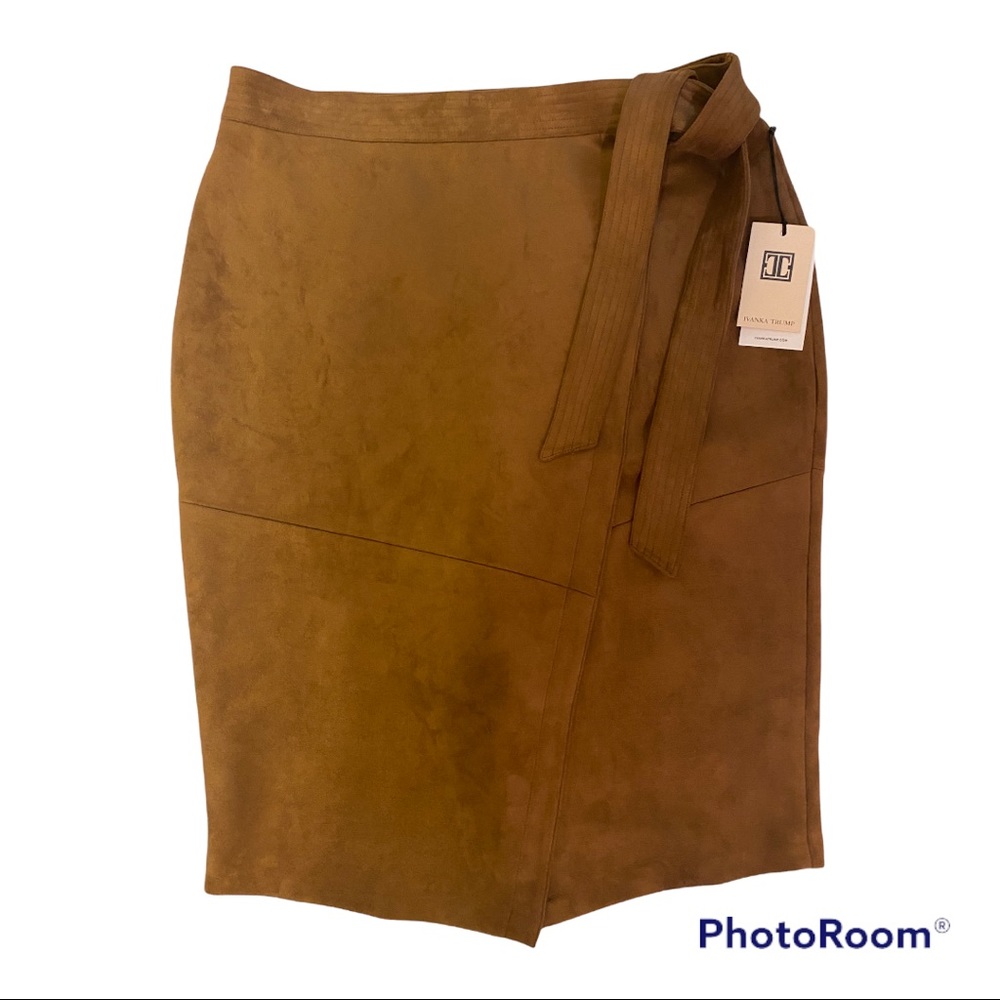Ivanka Trump Size 14 Faux Suede Skirt. Never worn- gorgeous!